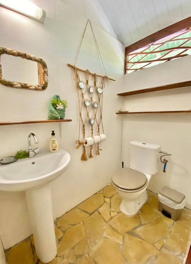 Poe Guesthouse Rangiroa Kültér fotó